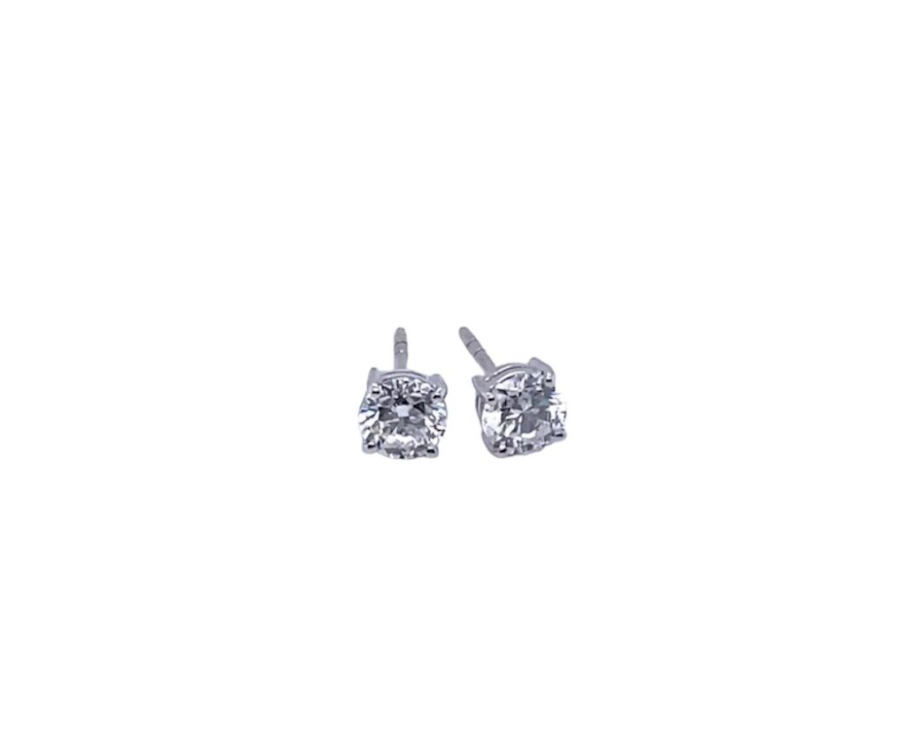 Diamond Earrings One Stone