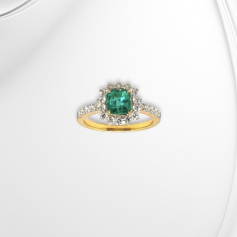 Emerald ring