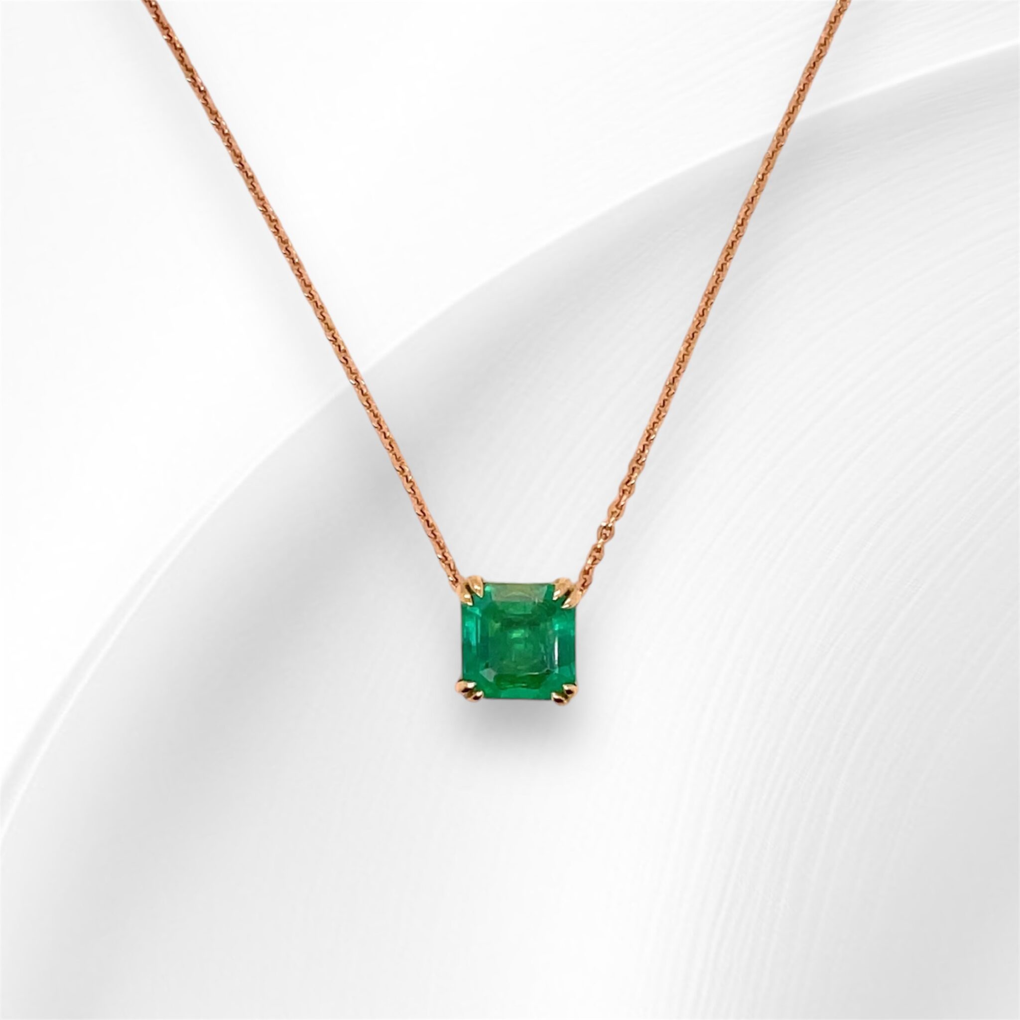 Emerald NNecklace